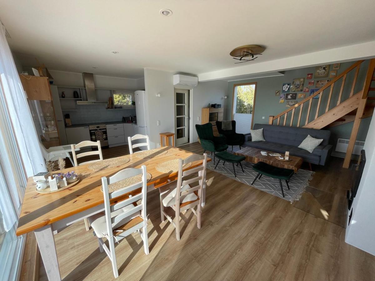 Kivika Villa Lahe ภายนอก รูปภาพ